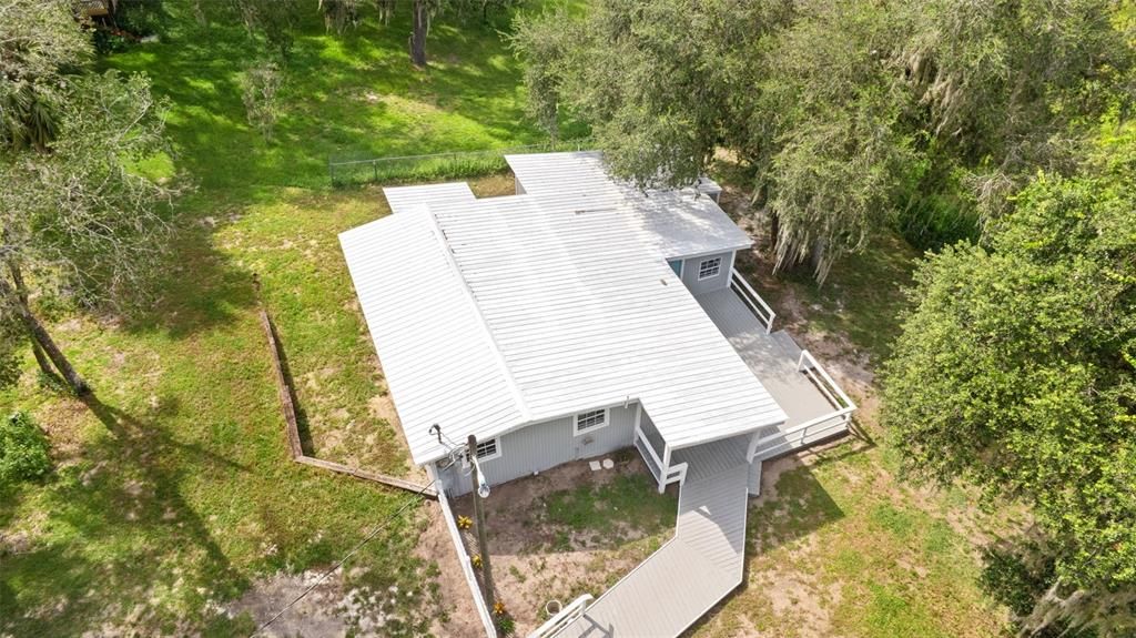 For Sale: $285,999 (3 beds, 2 baths, 1400 Square Feet)