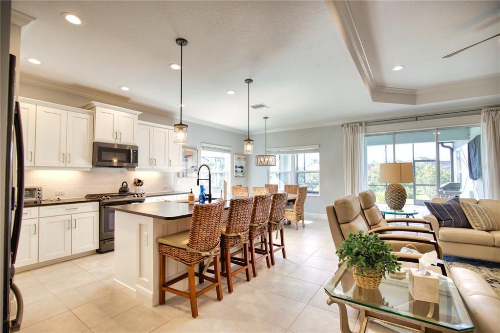 В аренду: $4,200 (3 спален, 2 ванн, 2066 Квадратных фут)