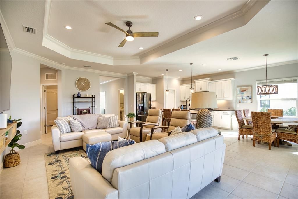 В аренду: $4,200 (3 спален, 2 ванн, 2066 Квадратных фут)