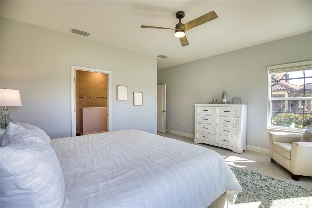 В аренду: $4,200 (3 спален, 2 ванн, 2066 Квадратных фут)