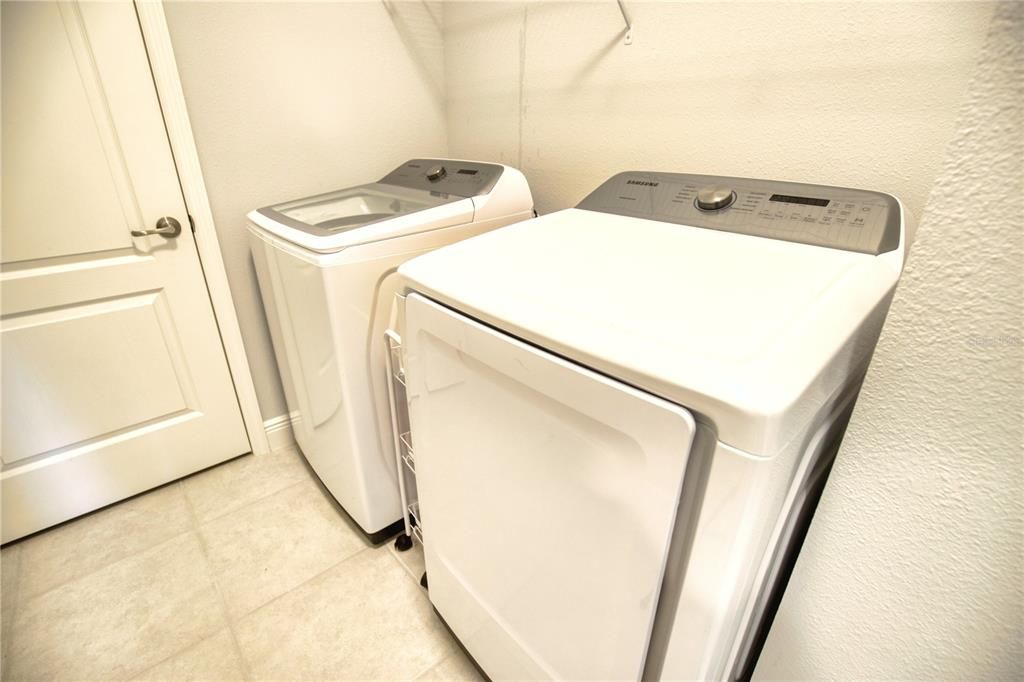 В аренду: $4,200 (3 спален, 2 ванн, 2066 Квадратных фут)