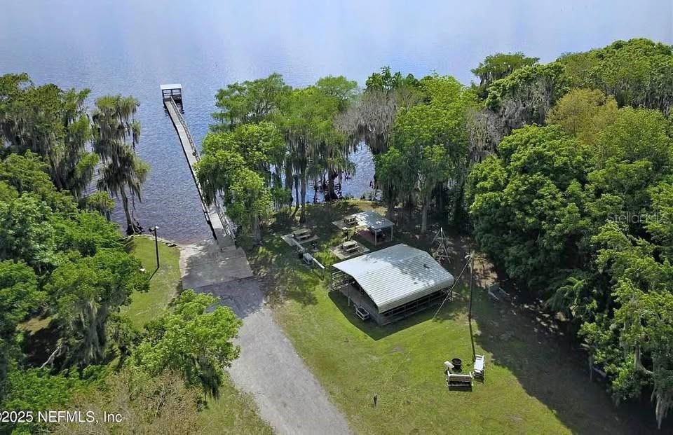 На продажу: $13,999 (0.23 acres)