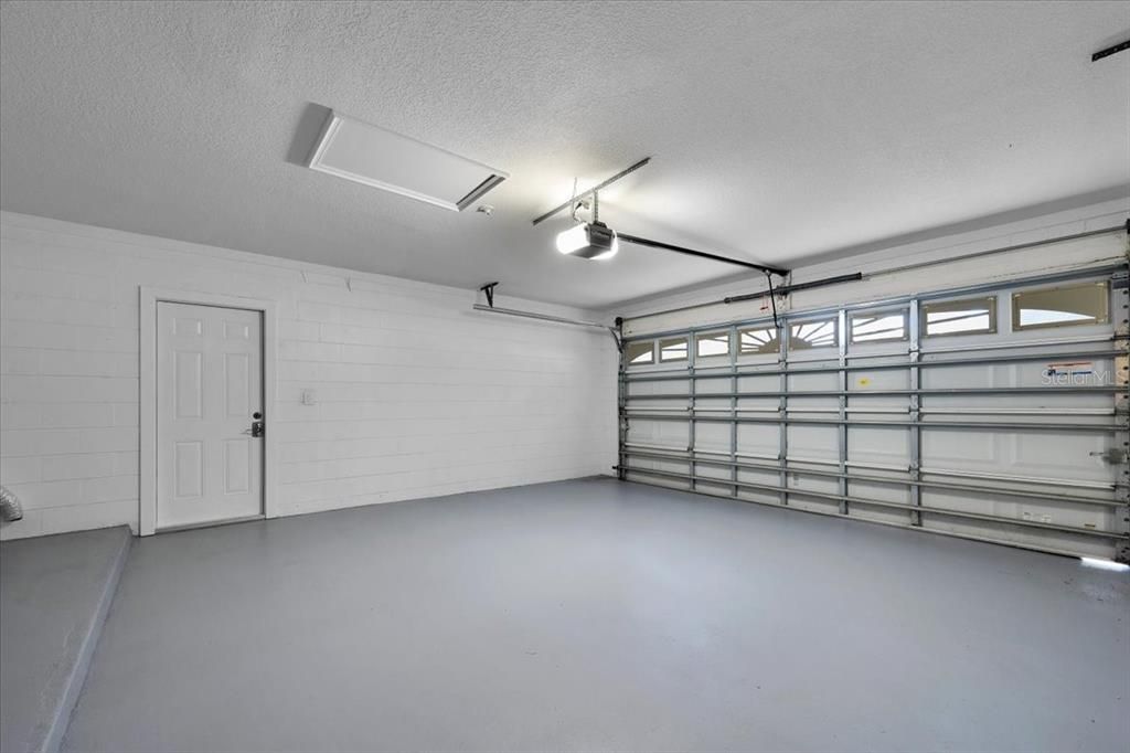 Под контрактом: $515,000 (3 спален, 2 ванн, 1604 Квадратных фут)