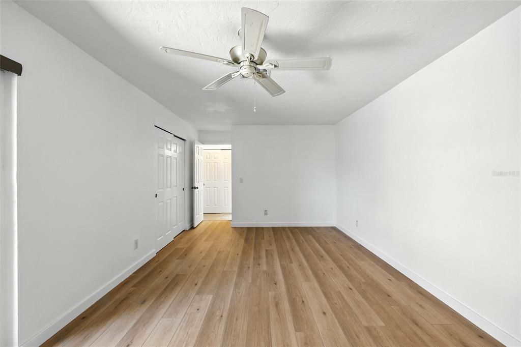 For Sale: $629,900 (2 beds, 2 baths, 1400 Square Feet)