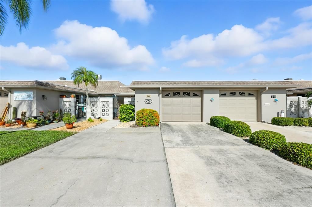For Sale: $629,900 (2 beds, 2 baths, 1400 Square Feet)