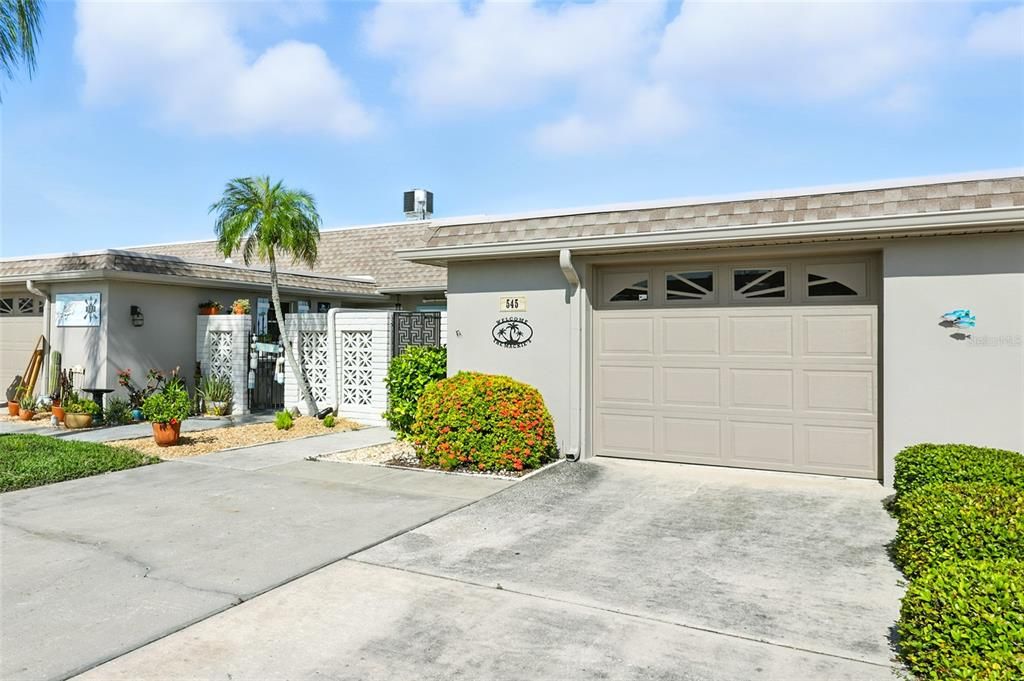 For Sale: $629,900 (2 beds, 2 baths, 1400 Square Feet)