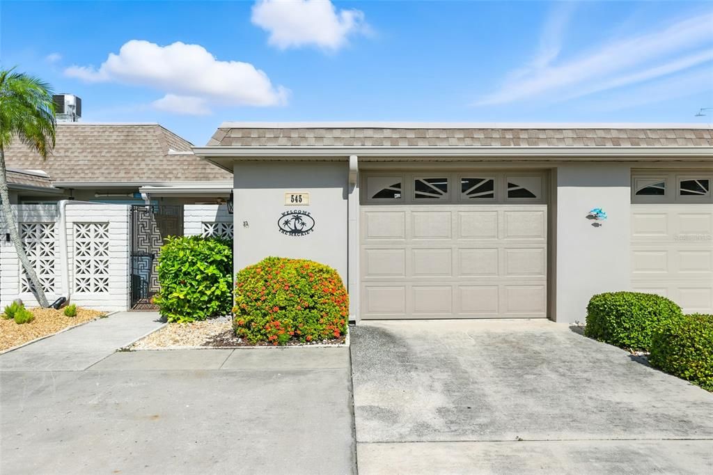 For Sale: $629,900 (2 beds, 2 baths, 1400 Square Feet)