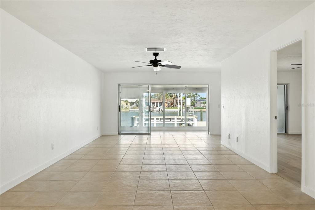 For Sale: $629,900 (2 beds, 2 baths, 1400 Square Feet)