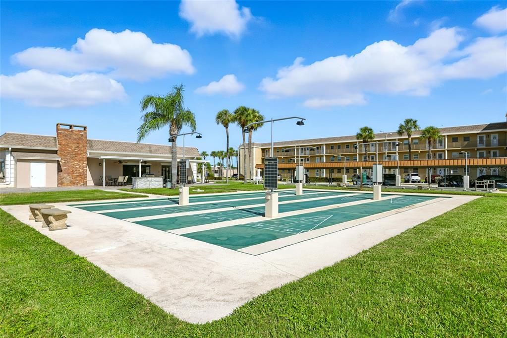 For Sale: $629,900 (2 beds, 2 baths, 1400 Square Feet)