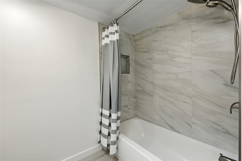 For Sale: $629,900 (2 beds, 2 baths, 1400 Square Feet)