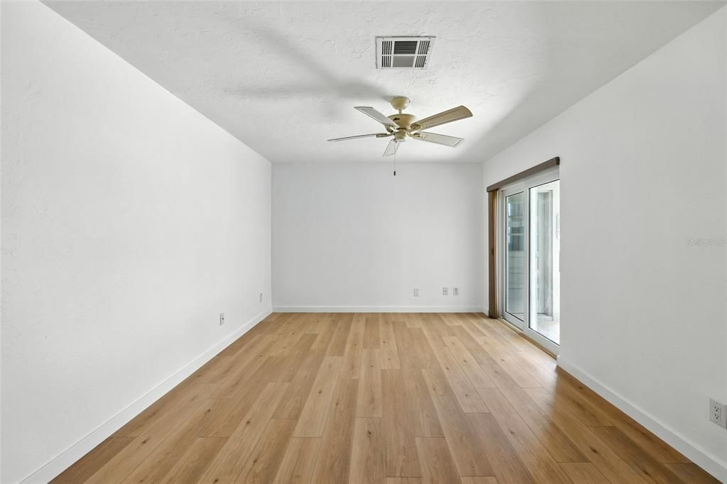 For Sale: $629,900 (2 beds, 2 baths, 1400 Square Feet)