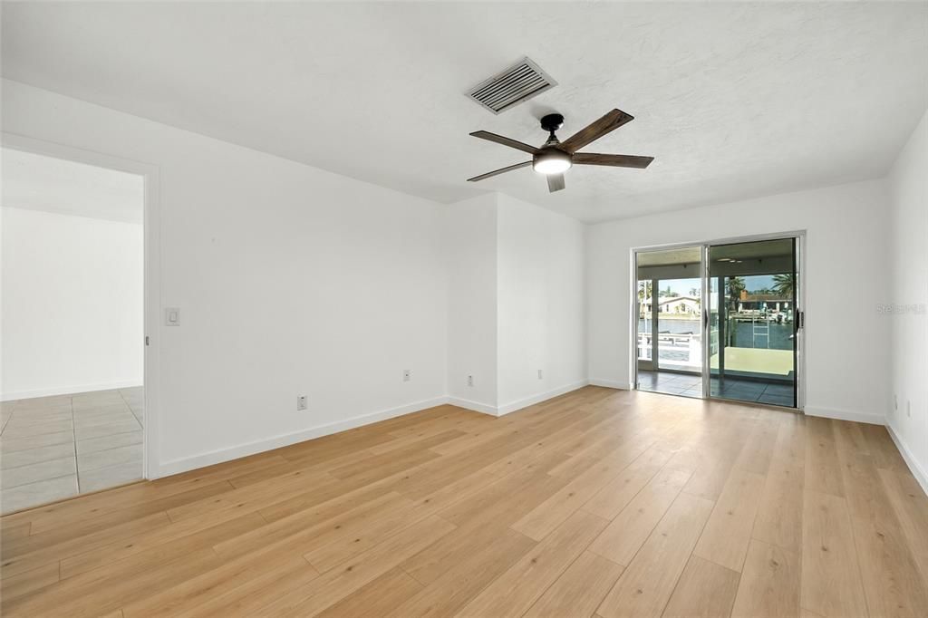 For Sale: $629,900 (2 beds, 2 baths, 1400 Square Feet)