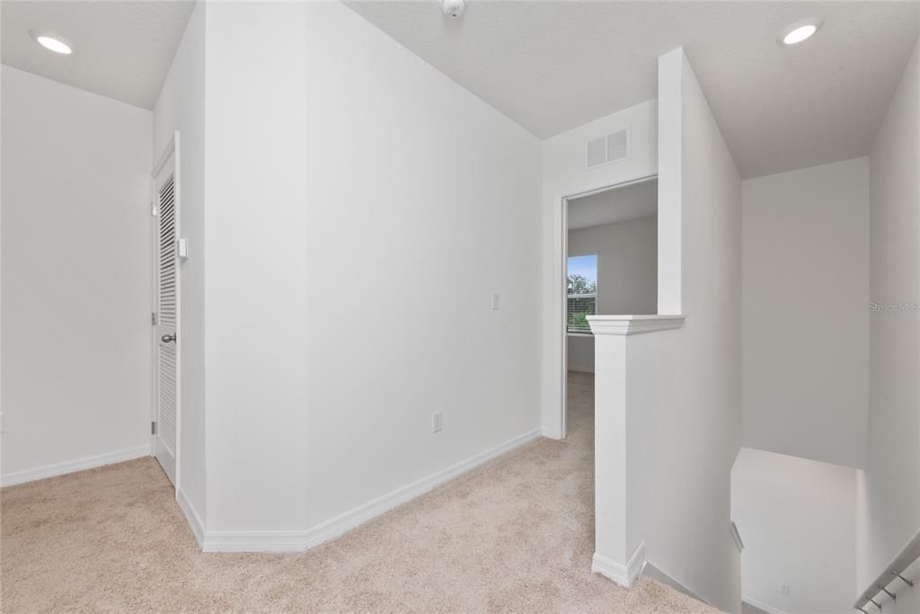 For Rent: $1,750 (3 beds, 2 baths, 1720 Square Feet)