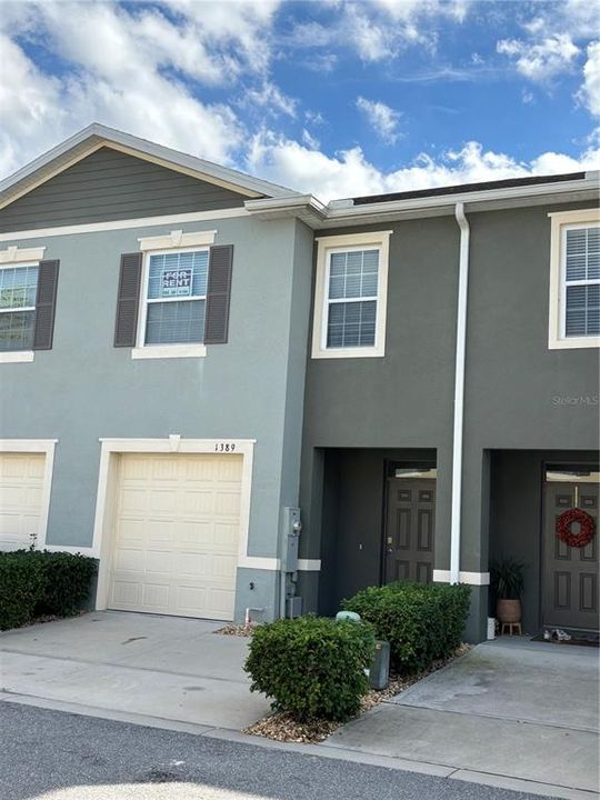 For Rent: $1,750 (3 beds, 2 baths, 1720 Square Feet)