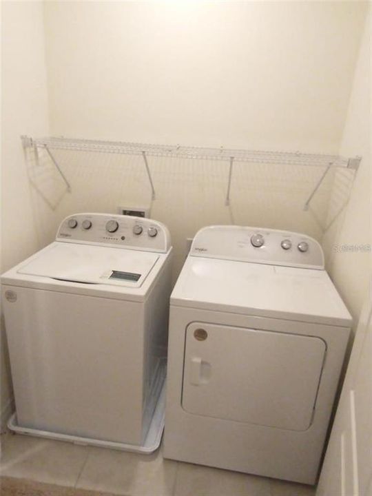 For Rent: $1,750 (3 beds, 2 baths, 1720 Square Feet)