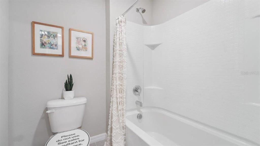 Active With Contract: $439,990 (5 beds, 3 baths, 2605 Square Feet)