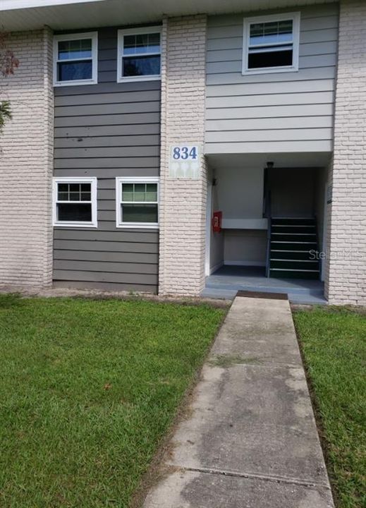 For Rent: $1,300 (2 beds, 1 baths, 780 Square Feet)