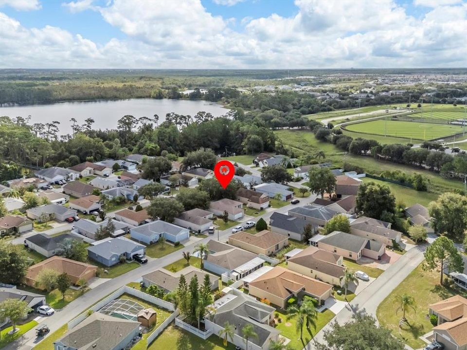 Active With Contract: $290,000 (3 beds, 2 baths, 1424 Square Feet)