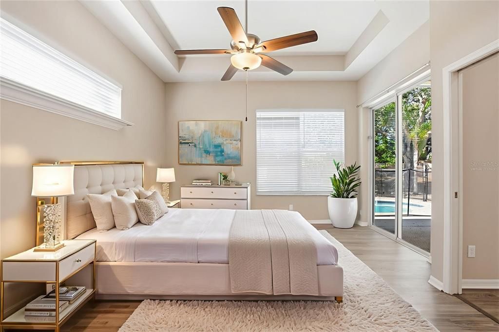 Activo con contrato: $549,900 (4 camas, 3 baños, 2308 Pies cuadrados)