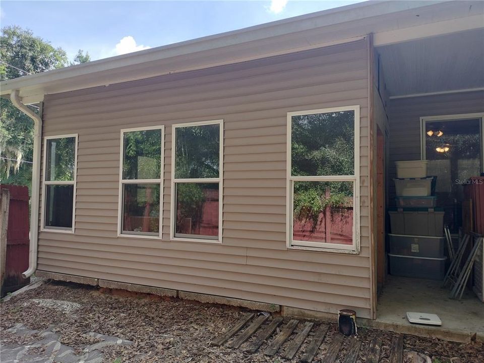 待售: $350,000 (3 贝兹, 2 浴室, 1728 平方英尺)