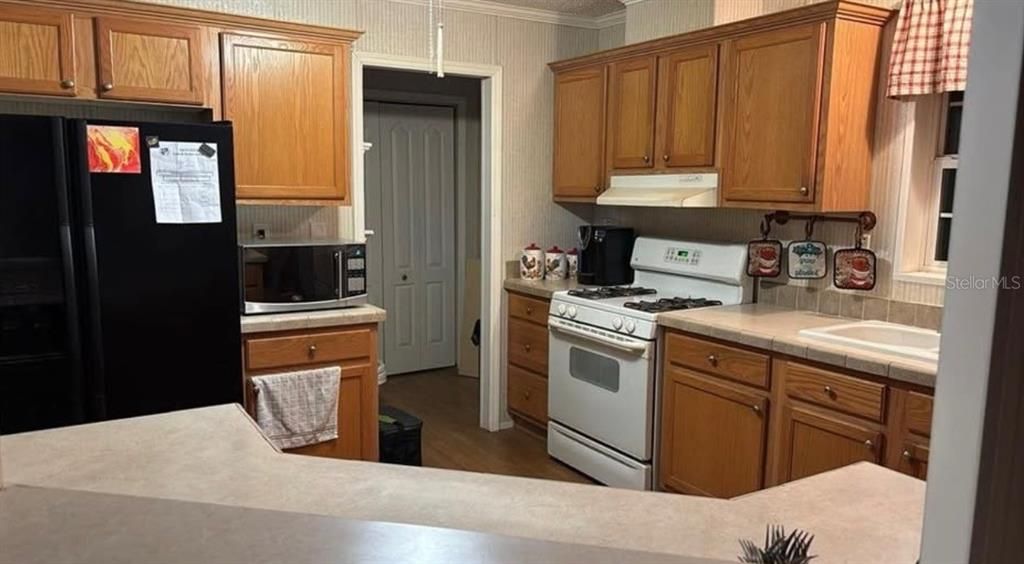 待售: $350,000 (3 贝兹, 2 浴室, 1728 平方英尺)