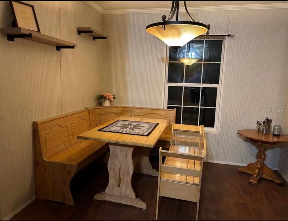 待售: $350,000 (3 贝兹, 2 浴室, 1728 平方英尺)