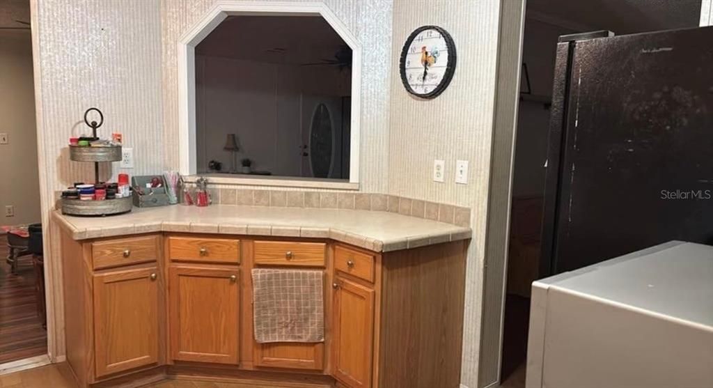 待售: $350,000 (3 贝兹, 2 浴室, 1728 平方英尺)