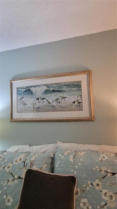 合同活跃: $139,900 (2 贝兹, 2 浴室, 899 平方英尺)