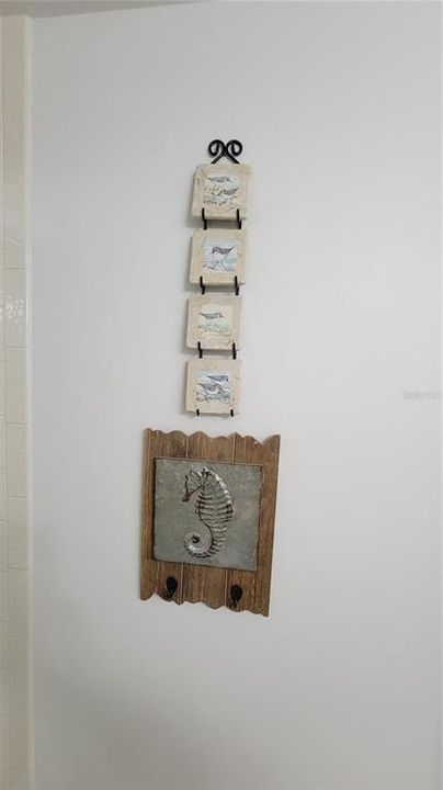 合同活跃: $139,900 (2 贝兹, 2 浴室, 899 平方英尺)