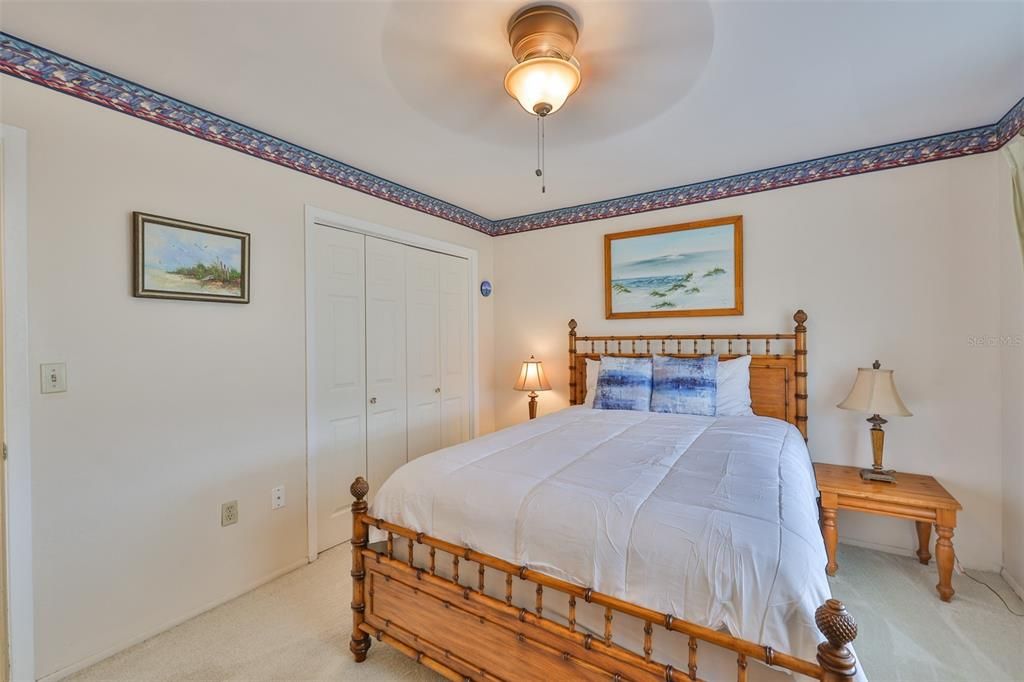 Active With Contract: $239,900 (2 beds, 2 baths, 1402 Square Feet)