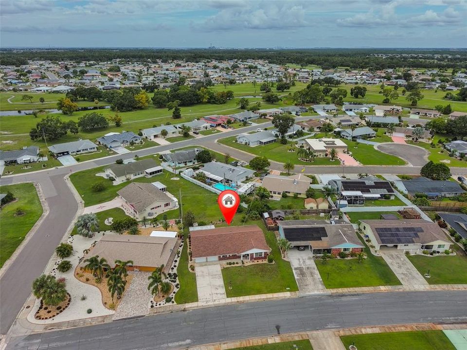 Active With Contract: $239,900 (2 beds, 2 baths, 1402 Square Feet)