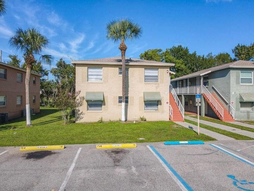 En Renta: $1,235 (2 camas, 1 baños, 784 Pies cuadrados)