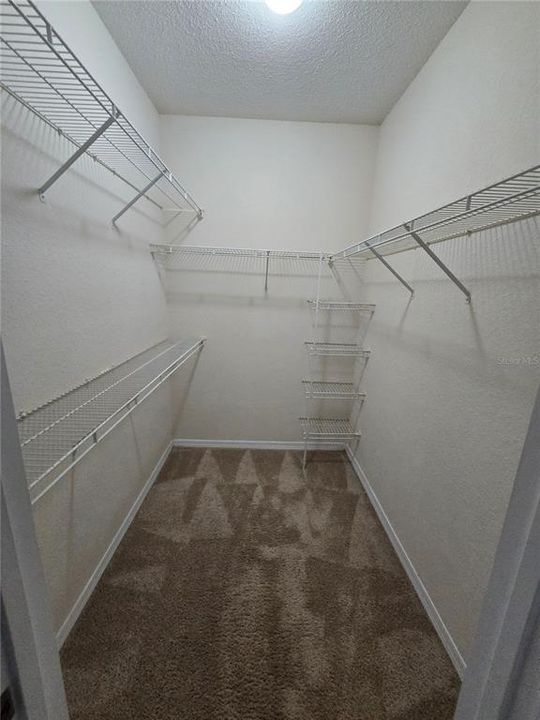 For Rent: $1,600 (2 beds, 2 baths, 1083 Square Feet)