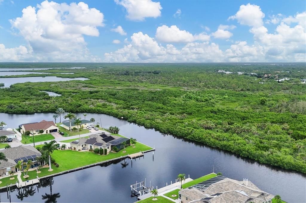 For Sale: $1,000,000 (3 beds, 2 baths, 2171 Square Feet)