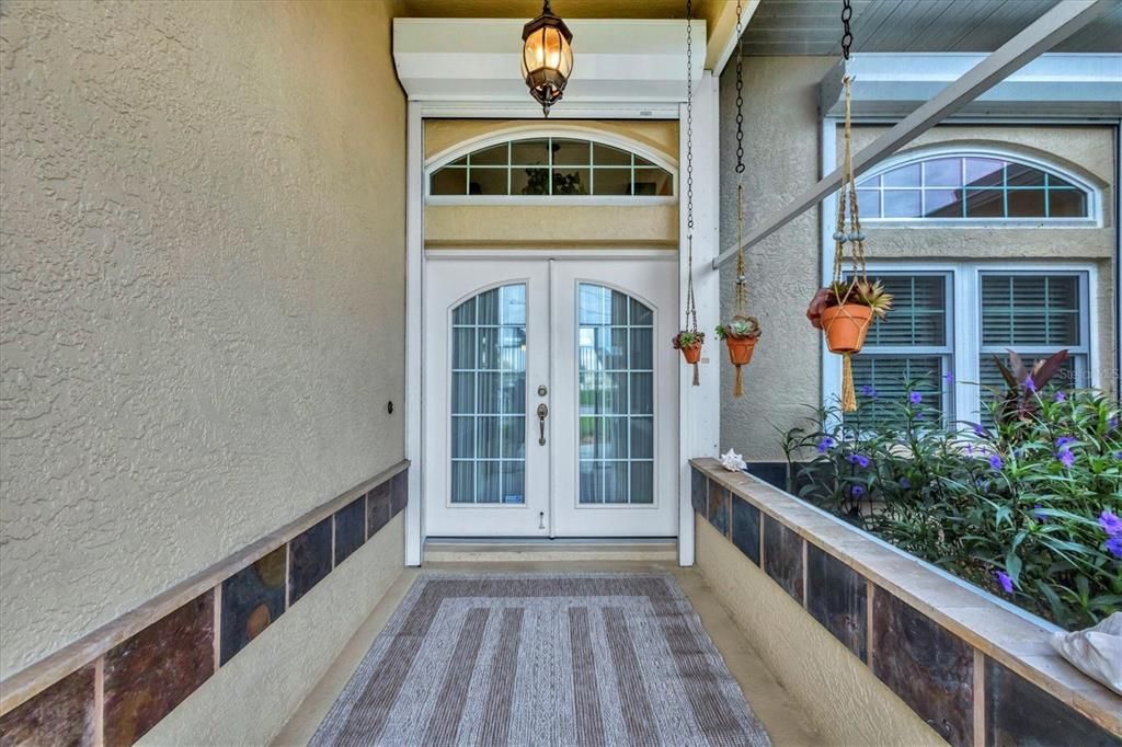 For Sale: $1,000,000 (3 beds, 2 baths, 2171 Square Feet)