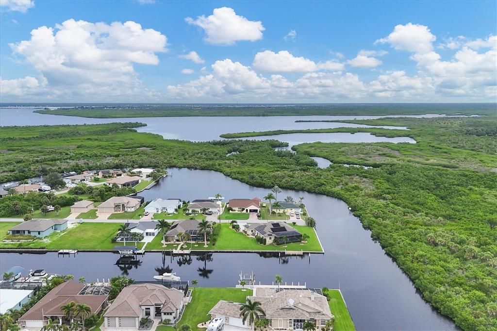 For Sale: $1,000,000 (3 beds, 2 baths, 2171 Square Feet)