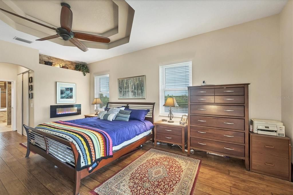 For Sale: $1,000,000 (3 beds, 2 baths, 2171 Square Feet)