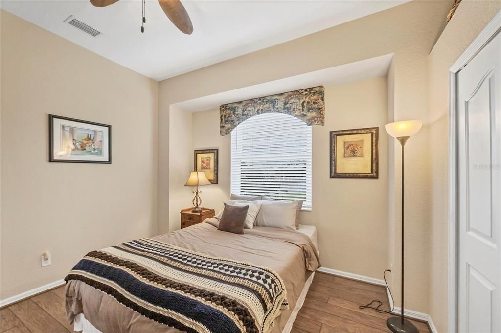 For Sale: $1,000,000 (3 beds, 2 baths, 2171 Square Feet)