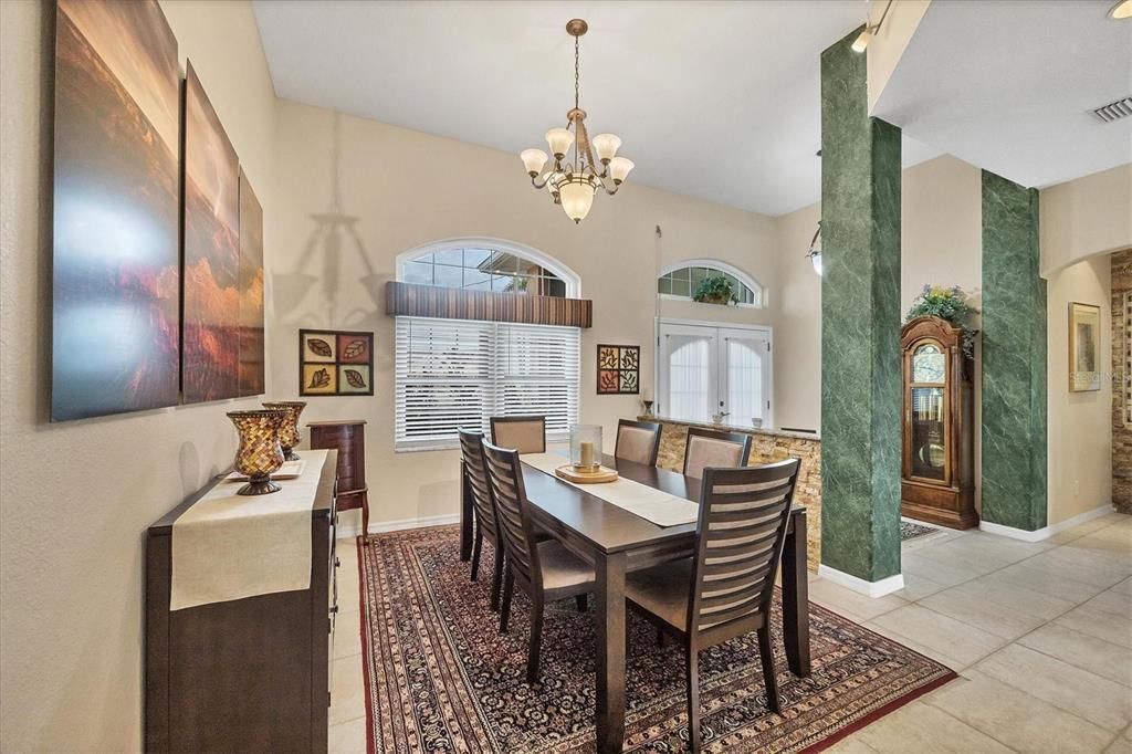 For Sale: $1,000,000 (3 beds, 2 baths, 2171 Square Feet)