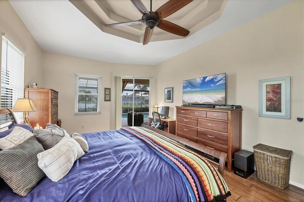 For Sale: $1,000,000 (3 beds, 2 baths, 2171 Square Feet)