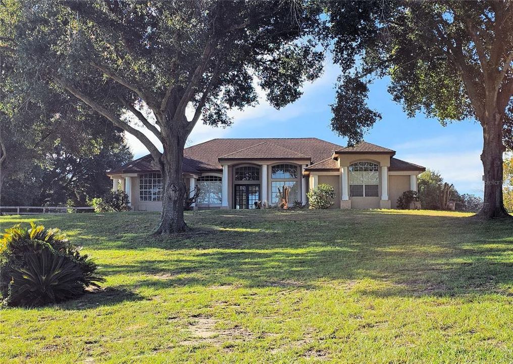 最近租的: $3,000 (4 贝兹, 3 浴室, 2491 平方英尺)