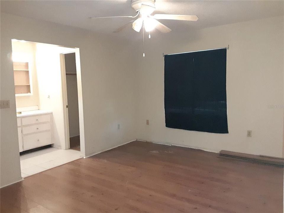 На продажу: $259,000 (3 спален, 2 ванн, 1325 Квадратных фут)