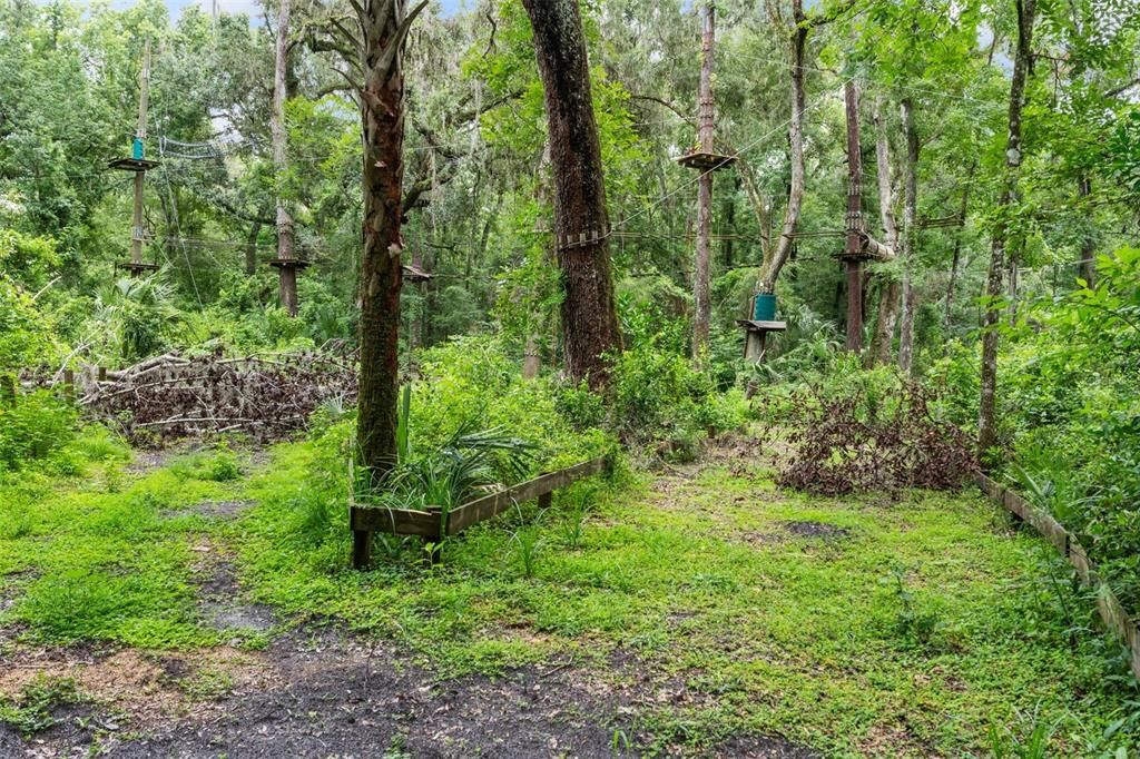 На продажу: $999,000 (36.50 acres)