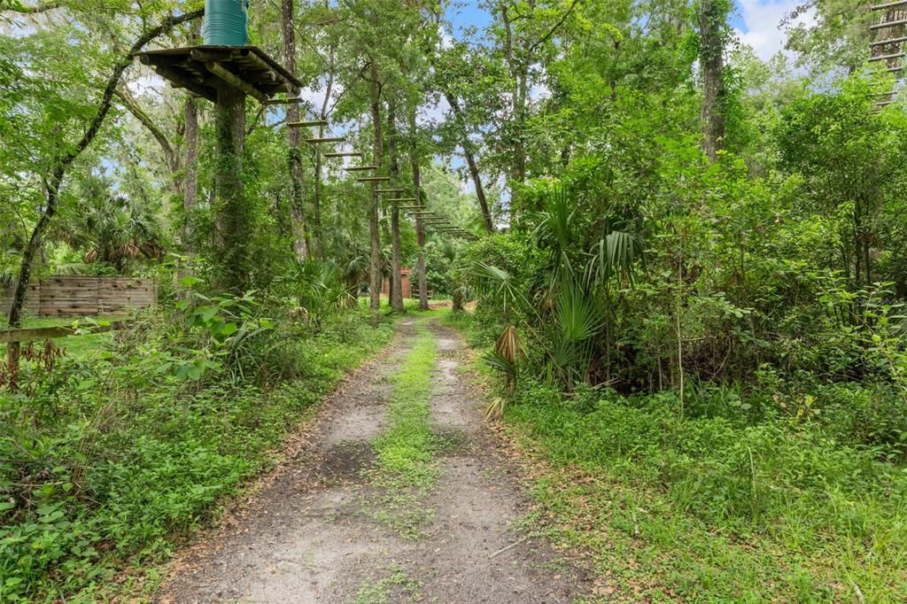 На продажу: $999,000 (36.50 acres)