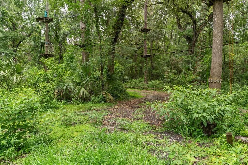 На продажу: $999,000 (36.50 acres)