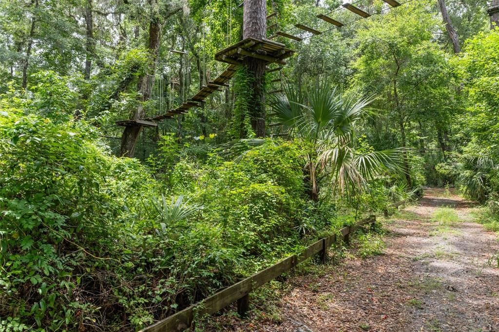 На продажу: $999,000 (36.50 acres)