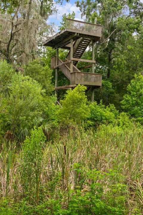 На продажу: $999,000 (36.50 acres)