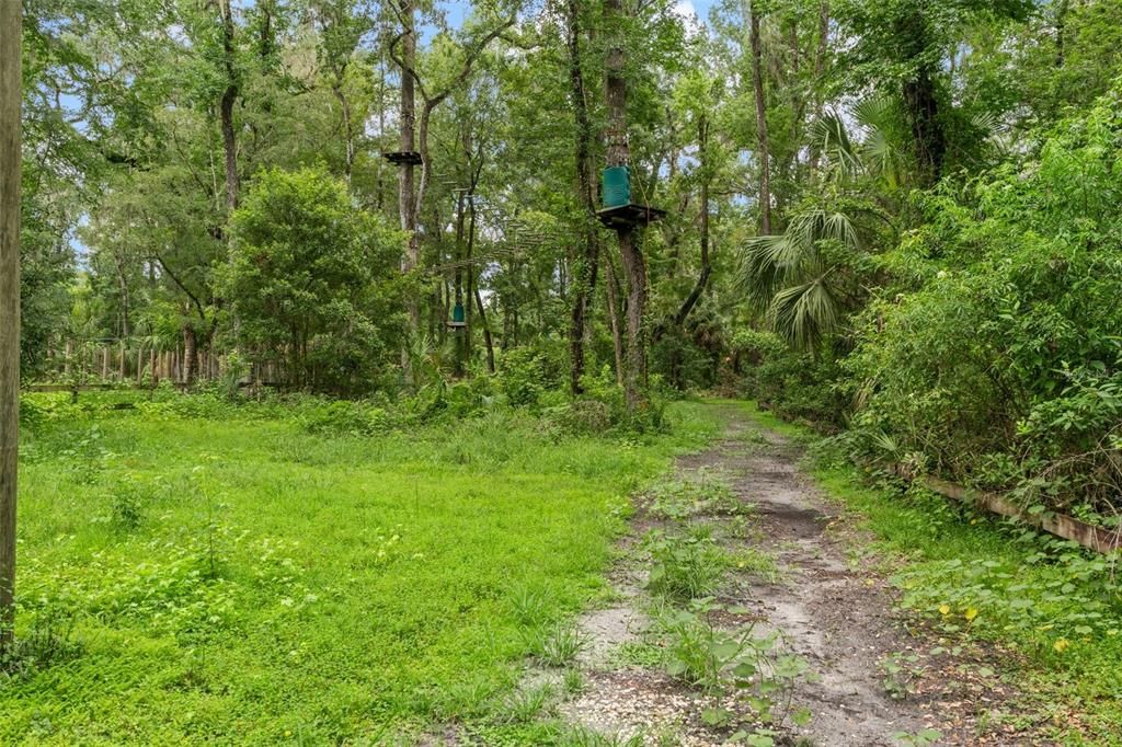 На продажу: $999,000 (36.50 acres)