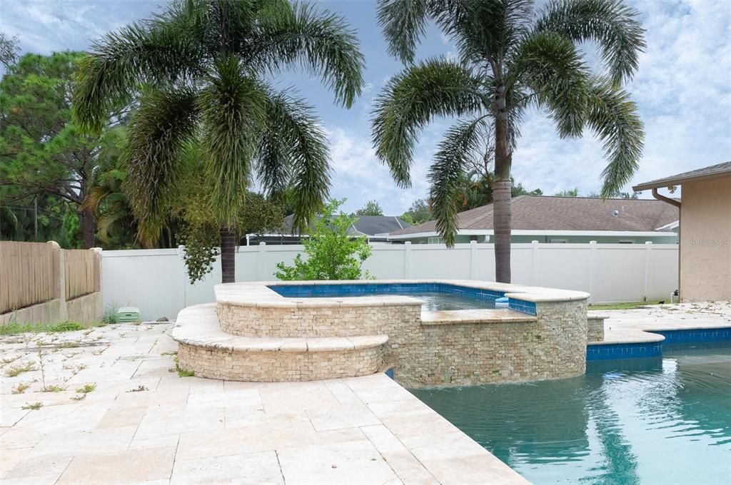 Под контрактом: $450,000 (3 спален, 2 ванн, 1760 Квадратных фут)