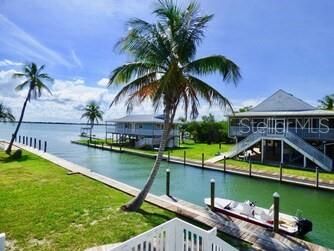 Active With Contract: $765,000 (3 beds, 1 baths, 957 Square Feet)